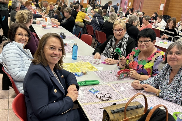Soirée loto organisée par l'APE JMC (Association des Parents d'Elèves de l'école Joliot Curie)
